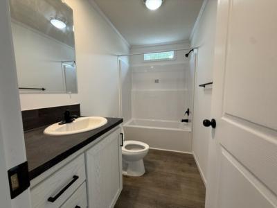 Photo 3 of 11 of home located at 580 Red Beech Drive Flint, MI 48506