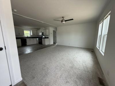 Photo 4 of 11 of home located at 580 Red Beech Drive Flint, MI 48506