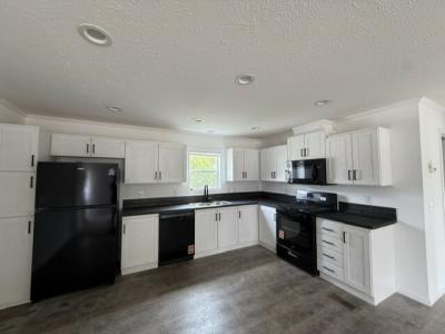 Photo 5 of 11 of home located at 580 Red Beech Drive Flint, MI 48506
