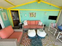 1985 PALM Manufactured Home