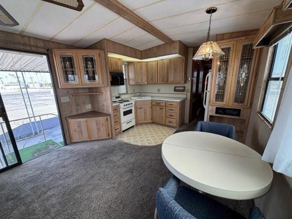 1987 Phoenix Unknown Mobile Home