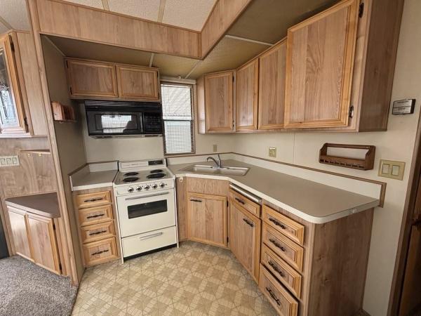 1987 Phoenix Unknown Mobile Home