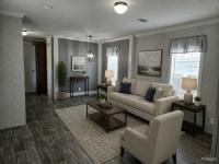 2022 Live Oak Homes L-5562E-OAK Manufactured Home