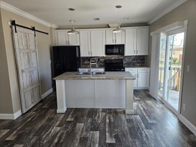 Photo 4 of 5 of home located at 900 Broken Feather Trl 362 Pflugerville, TX 78660