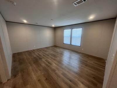 Photo 3 of 10 of home located at 162 Split Rail Pkwy Kyle, TX 78640