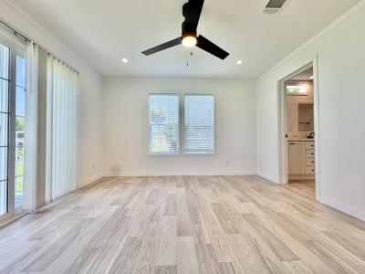 Photo 2 of 30 of home located at 5821 Chelsea Circle Lot 151 Sarasota, FL 34233