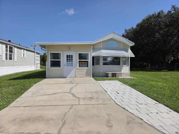2003 CHIO Mobile Home For Sale