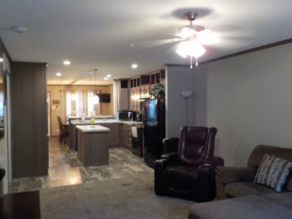 2018 Champion 04-CHG-CH2856B Mobile Home