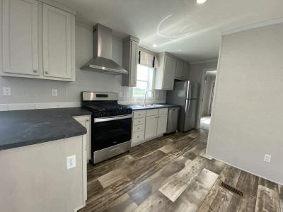 Mobile Home at 204 Monterey Dr. Rockford, IL 61109