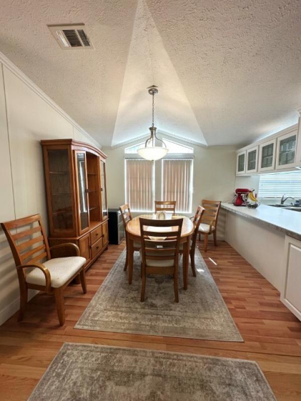 2004 Skyline Manufactured Home