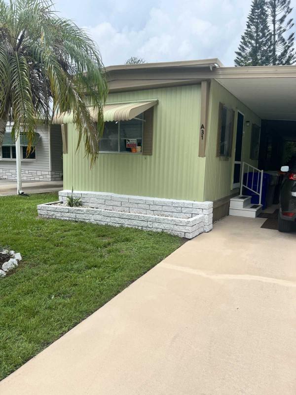 1980  Mobile Home For Sale