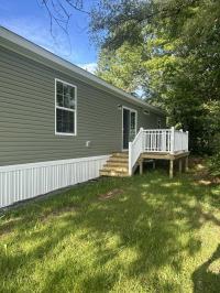2027 Colony Beacom-Prestoge Mobile Home