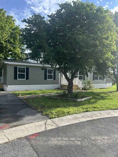Photo 2 of 19 of home located at 3 Payton Terraced Martinsburg, WV 25405
