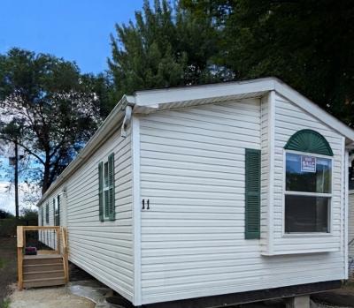 Mobile Home at 1403 Concord St S, Trlr 11 South Saint Paul, MN 55075