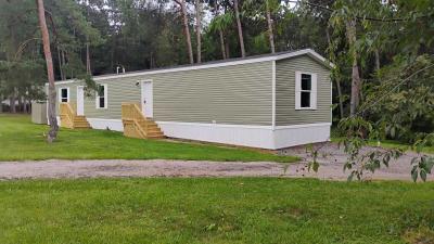 Mobile Home at 12515 Bonnie Lane Lot 105 Middlebury, IN 46540