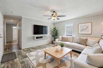 Photo 4 of 13 of home located at 1607 American Dr Cleburne, TX 76033