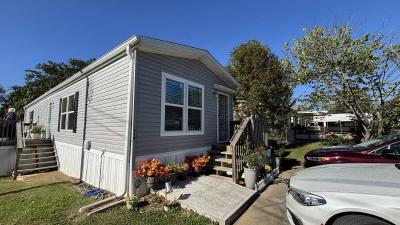 Mobile Home at 519 Johns Creek St Clinton, TN 37716