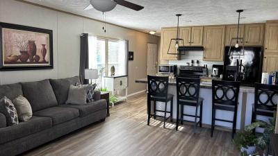 Photo 4 of 8 of home located at 519 Johns Creek St Clinton, TN 37716