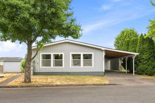 Photo 1 of 2 of home located at 2304 SE rose ct unit #49 Troutdale, OR 97060