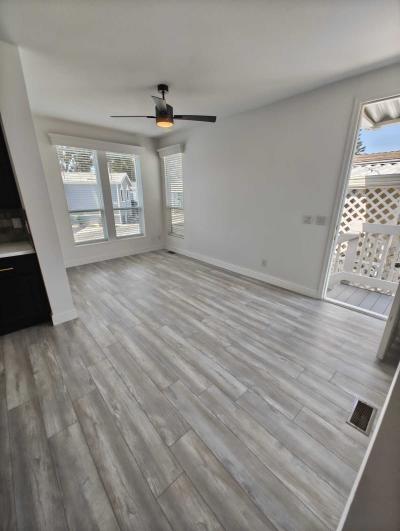 Photo 4 of 27 of home located at 17261 Gothard Street #13 Huntington Beach, CA 92647