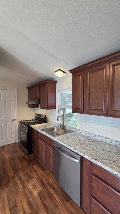 Photo 4 of 16 of home located at 27 Cypress Ln Carlisle, PA 17015