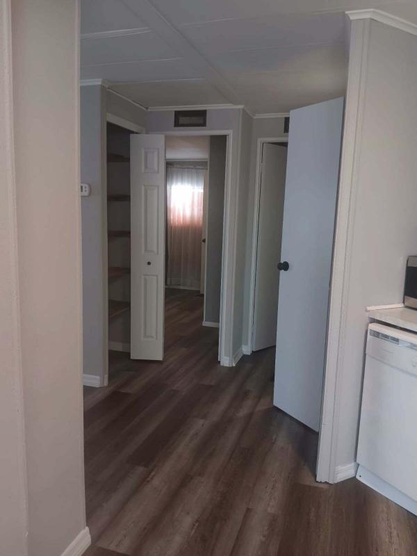 1981 Manufactured Home