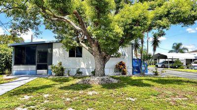 Mobile Home at 1521 Ohio Ave Frostproof, FL 33843