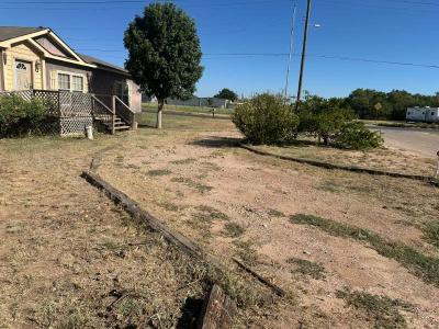 Mobile Home at 1500 30th St Snyder, TX 79549