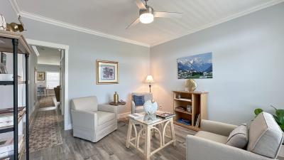Photo 3 of 19 of home located at 444 Snead Dr Lady Lake, FL 32159