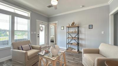 Photo 4 of 19 of home located at 444 Snead Dr Lady Lake, FL 32159