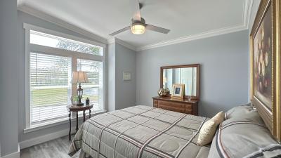 Photo 5 of 19 of home located at 444 Snead Dr Lady Lake, FL 32159