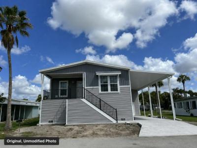 Photo 2 of 20 of home located at 227 Endhoven Street Ellenton, FL 34222