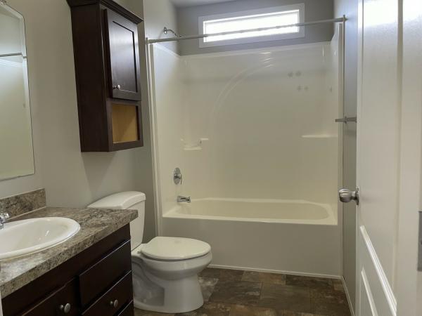 2013 Clayton 81SUN28523 Mobile Home