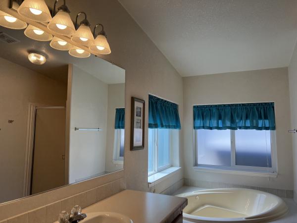 2003 Oakwood NA Mobile Home