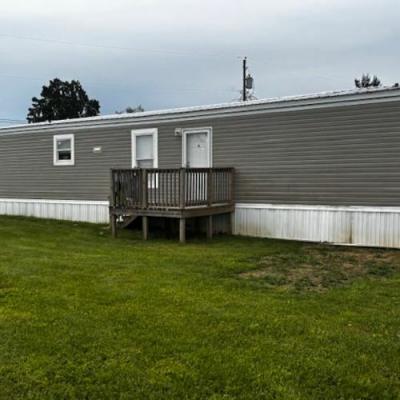 Mobile Home at 475 Landis Lane, Lot 93 Mt Washington, KY 40047