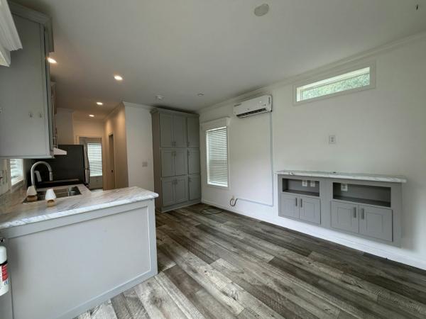 2024 SKYLINE B 807  Home
