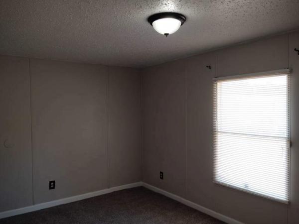 1998 Waverlie Manufactured Home