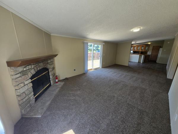 1998 Fairmont  Home