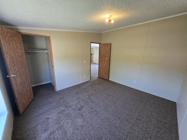1998 Fairmont  Home