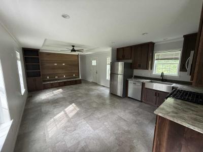 Photo 5 of 18 of home located at 127 Woodcrest Dr Modena, NY 12548