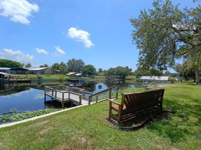 Photo 2 of 8 of home located at 516 SE 4th St, Lot 14 Okeechobee, FL 34974