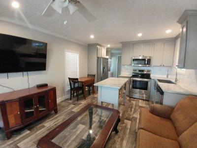 Photo 5 of 8 of home located at 516 SE 4th St, Lot 14 Okeechobee, FL 34974