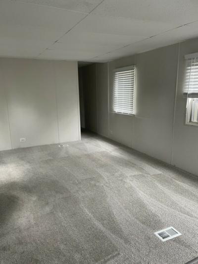 Photo 2 of 6 of home located at 27511 Bordeau Dr, #499 Romulus, MI 48174