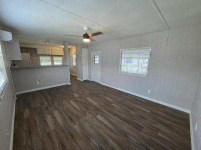 Photo 3 of 10 of home located at 61 Stebbins Drive Winter Haven, FL 33884