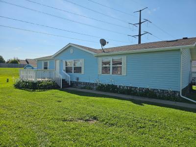 Mobile Home at 125 Willow Ridge Altoona, IA 50009