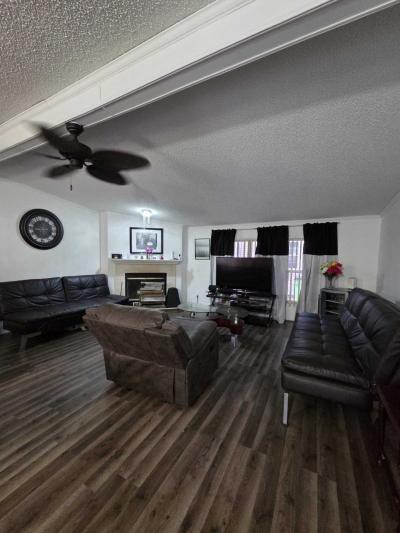 Photo 4 of 13 of home located at 267 Meadows Cir. E Wixom, MI 48393