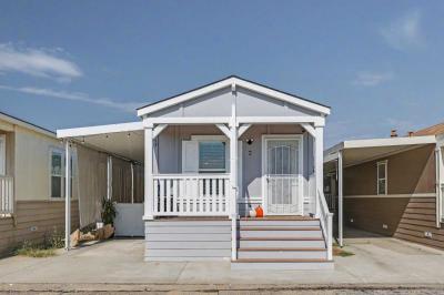 Photo 2 of 15 of home located at 250 W. Midway Dr. #2 Anaheim, CA 92805