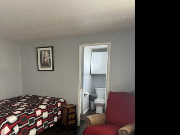 1975 Fuqua Parkway Mobile Home