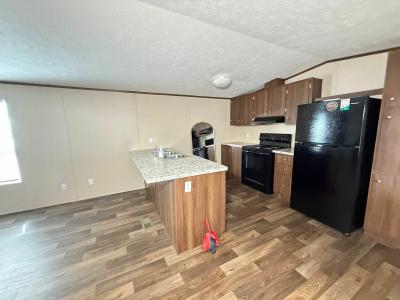Photo 3 of 11 of home located at 1306 Edgewood Dr Richmond, TX 77406