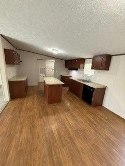 Photo 4 of 14 of home located at 737 Poplar St Jane Lew, WV 26378
